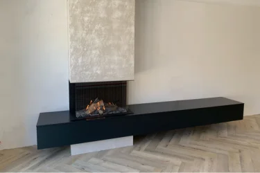 Ingebouwde elektrische kachel gerealiseerd door Versteeg Haarden
